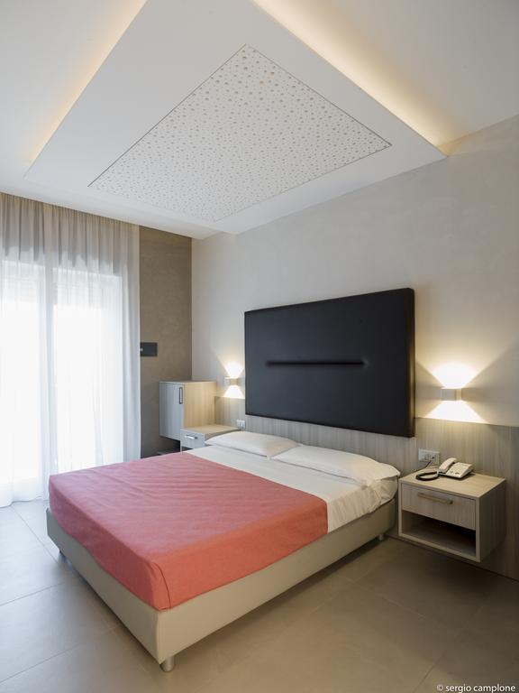 Club Hotel Le Nazioni Montesilvano Marina Eksteriør billede