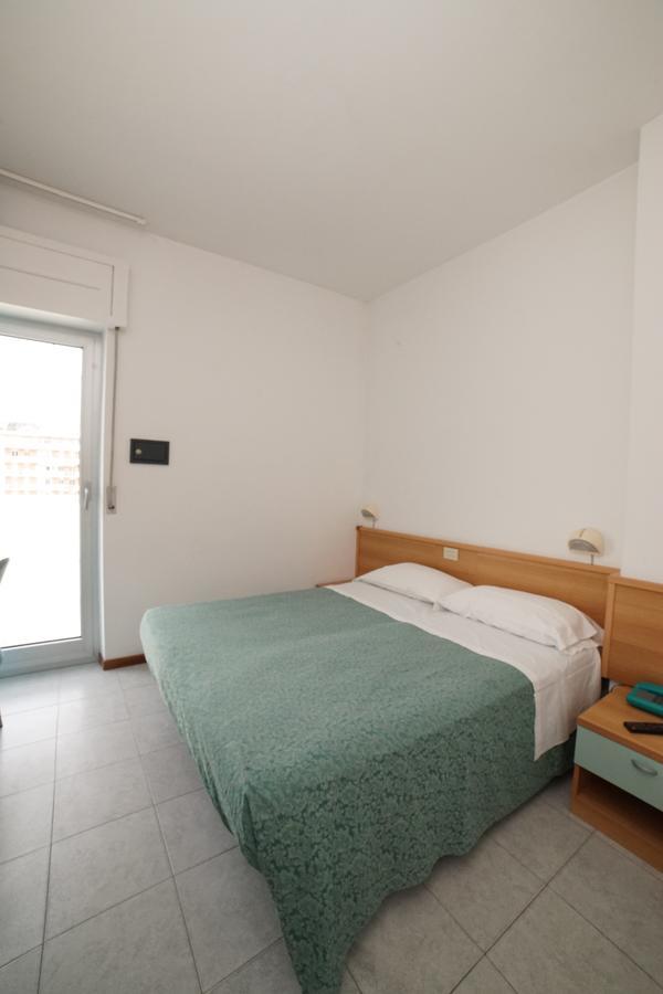 Club Hotel Le Nazioni Montesilvano Marina Eksteriør billede